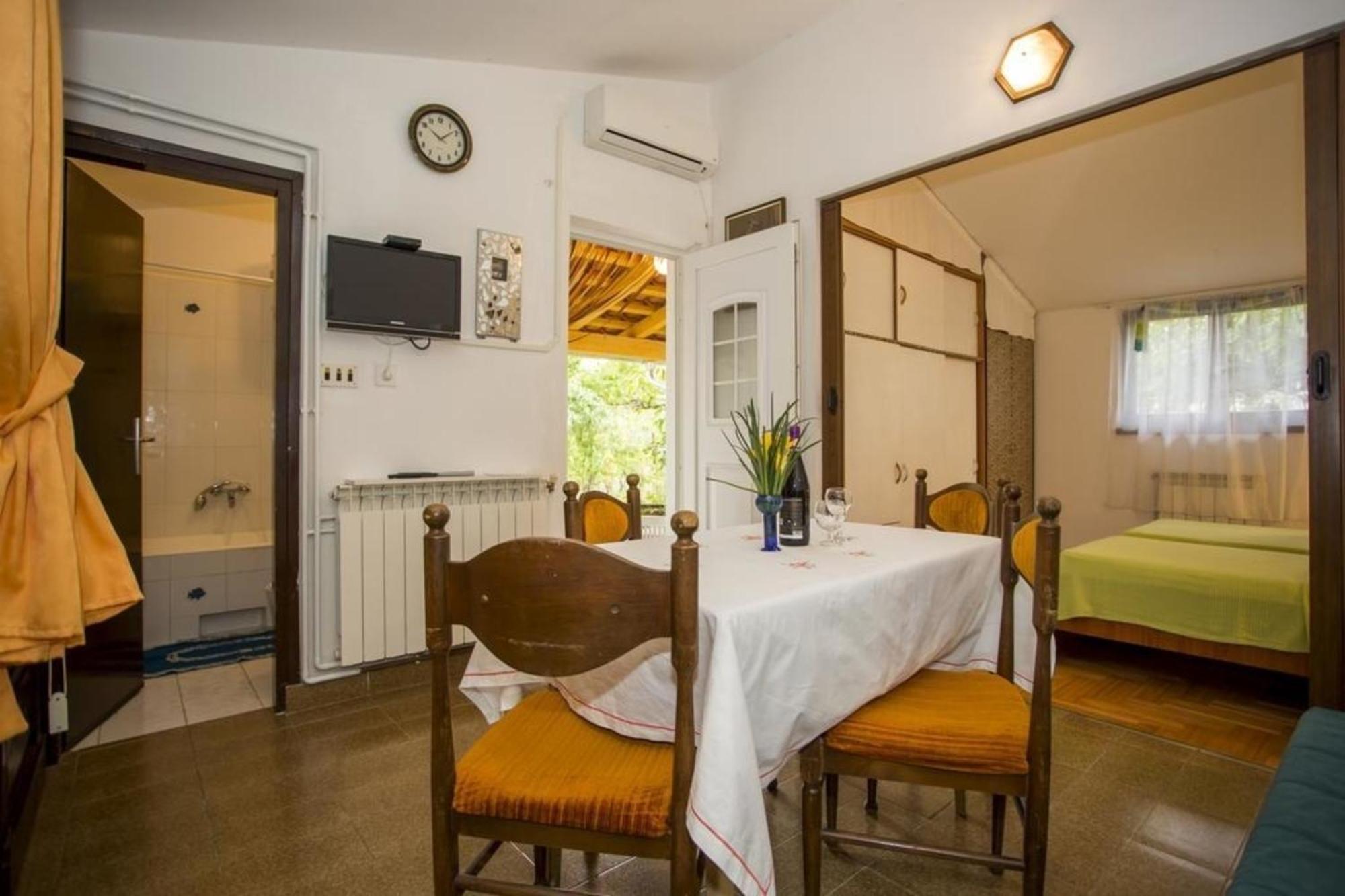 Apartman Fuer 4 Personen Ca 28 Qm In Pula, Istrien Istrische Riviera *